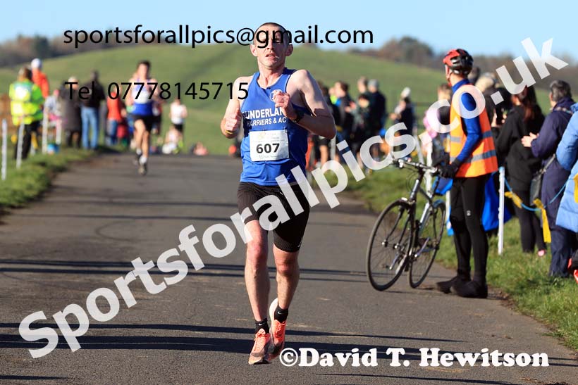 Senior Men and Womens 2023 Heaton Memorial 10k Road Race, Newcastle Town Moor, Newcastle.  Photo: David T. Hewitson/Sports for All Pics
